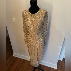 Selling a Gianna Bini dress. Perfect for formal events. Body con tight fitting 4